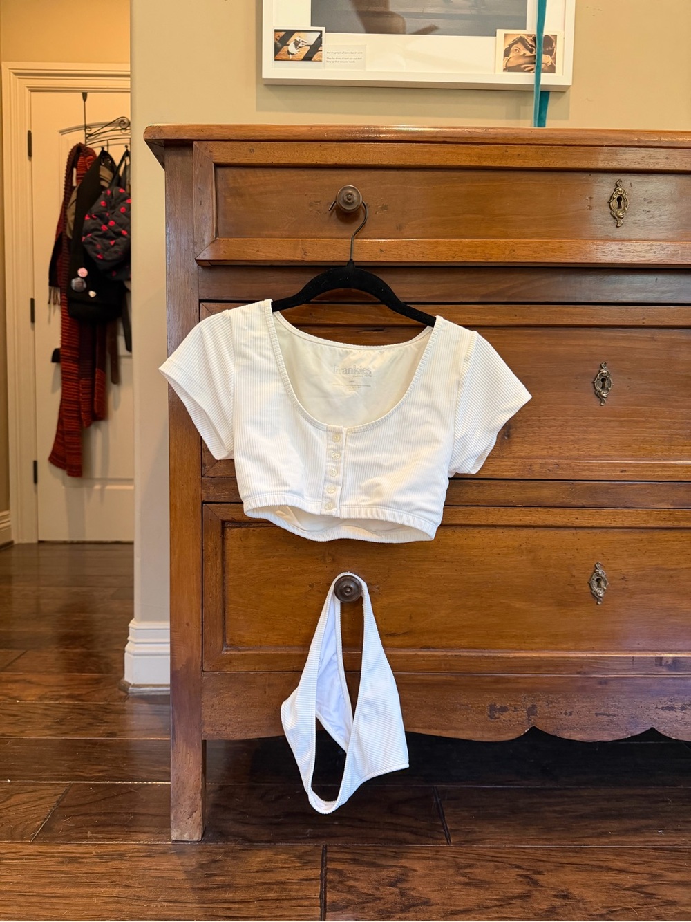 White Frankie’s Bikinis Set